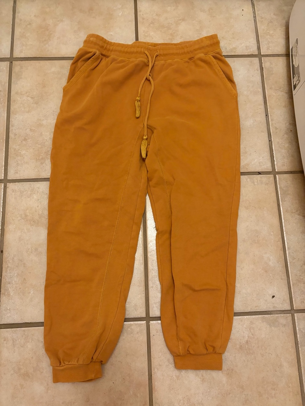 Women’s billabong x sincerely Jules Mustard Yellow Drawstring Joggers